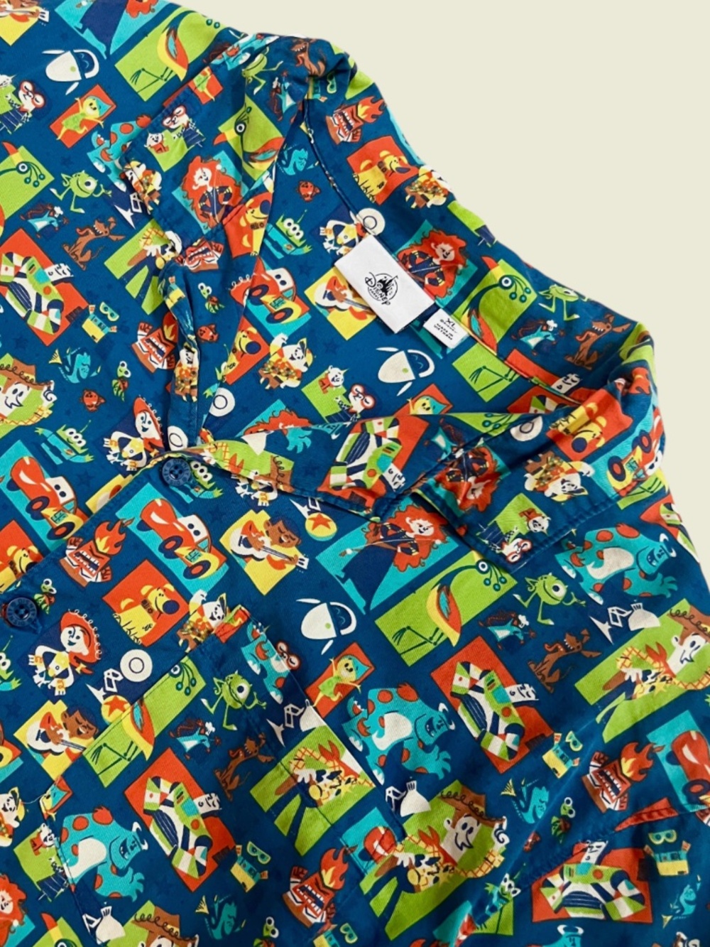 Disney Parks World of Pixar Button Up Camp Shirt Men's XL All Over Print HTF